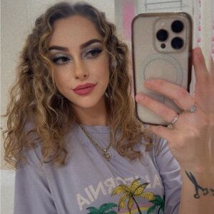 Meet your Posher, Bailey